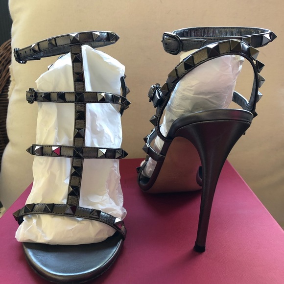 Valentino Sandals - Picture 5 of 9